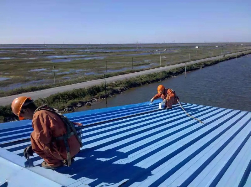 仙桃钢结构屋面漏水原因